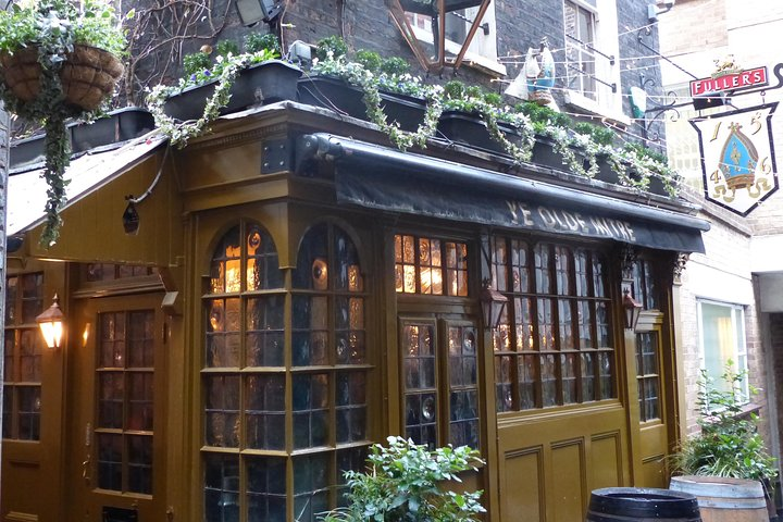 Historic Pubs of London - Photo 1 of 3